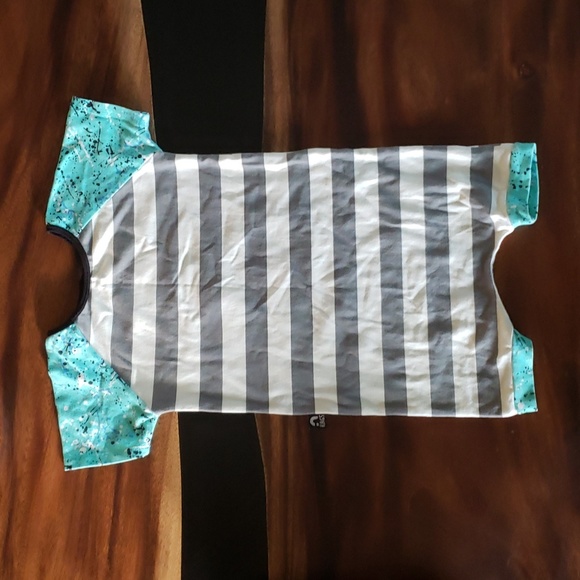 2T Rags to Raches short romper - Picture 2 of 2